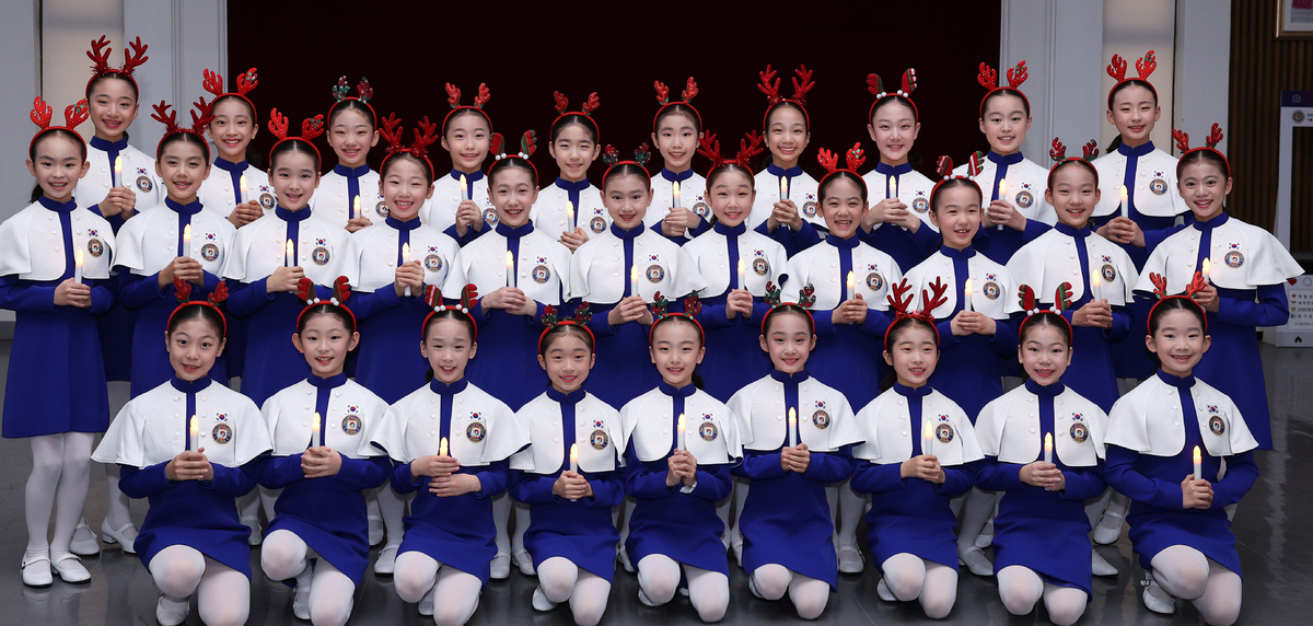 "온 누리의 사랑을"... 리틀엔젤스들의 합창 [한강로 사진관]