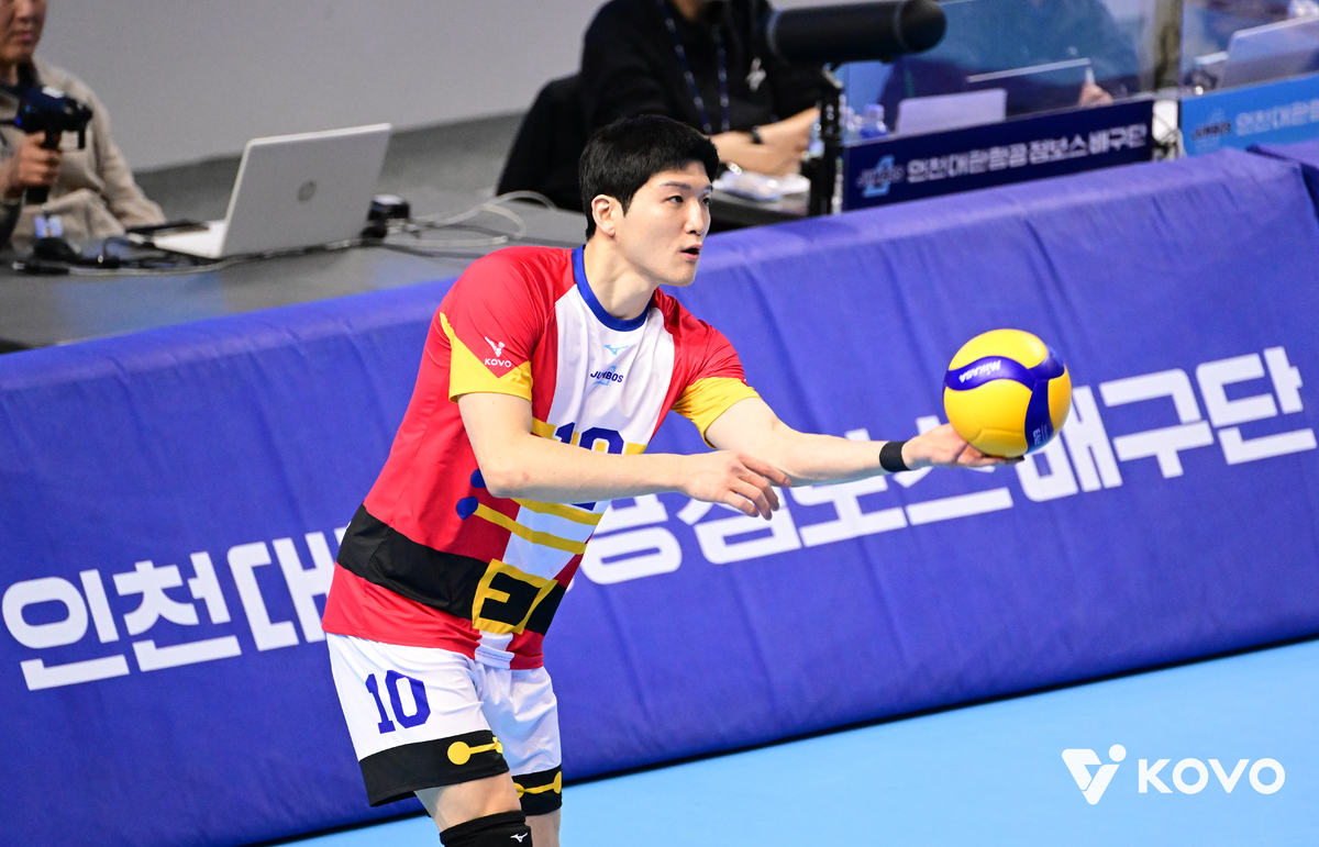 독주하는 듯했던 대한항공에 닥친 큰 악재, 허수봉에게 뺏긴 토종 NO.1 지위 되찾아 오는 듯했던 정지석의 부상