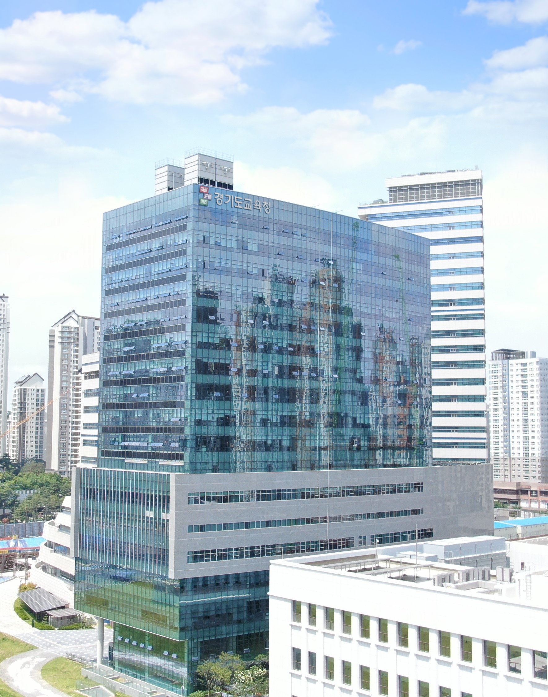 당근마켓의 GPS 활용…경기도교육청, 급식 인력난 해소 추진