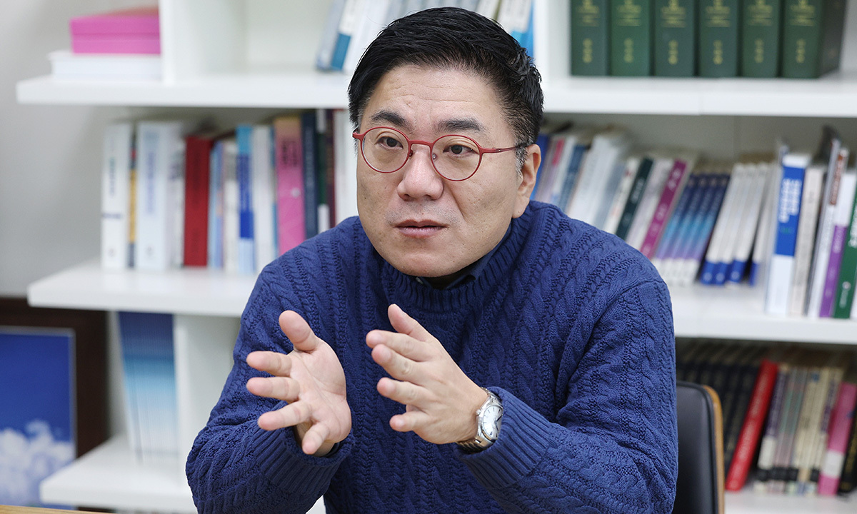 윤태곤 더모아 정치분석실장 “대통령 시간·발언은 희소재… 주요 개혁과제에 집중해야” [세상을 보는 창]