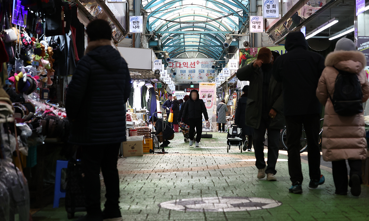 소비쿠폰·명절특수 효과 ‘뚝’… 11월 소비 급감