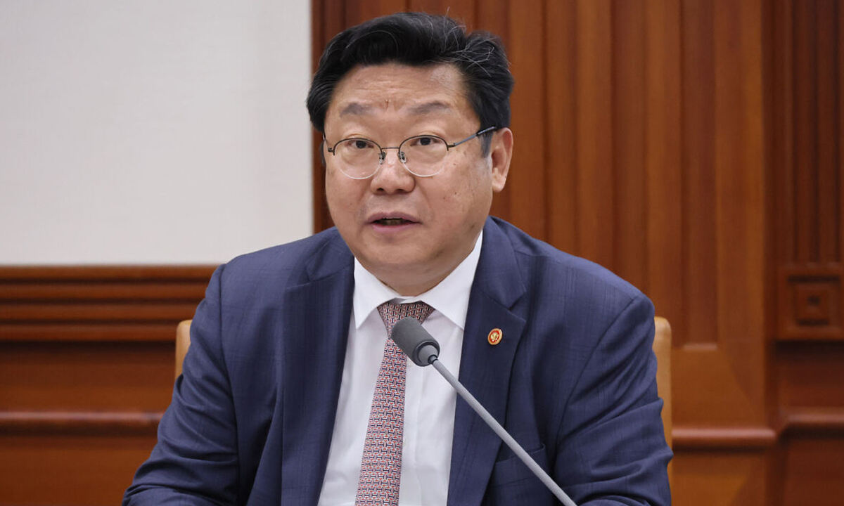 유철환 이어 주형환도 임기 남기고 사의