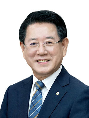 [신년사] 김영록 전남지사 “AI·에너지 수도 도약…전남 황금시대 열겠다”