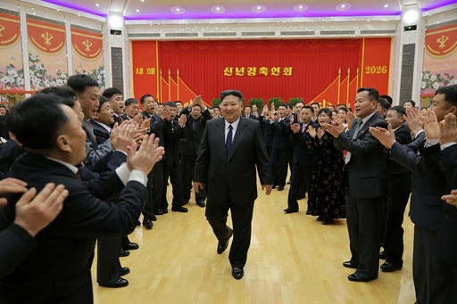 김정은, 신년 ‘러시아 파병’ 챙기며 내부 결속…중국과는 미지근