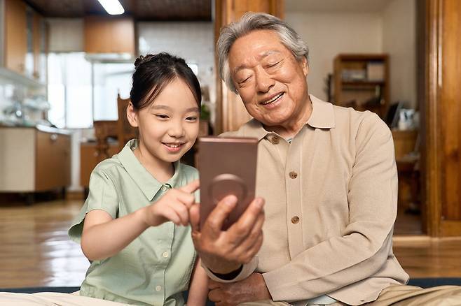 100년 넘게 산 어르신들 ‘욕심 덜고 많이 움직이고 마음은 가볍게’