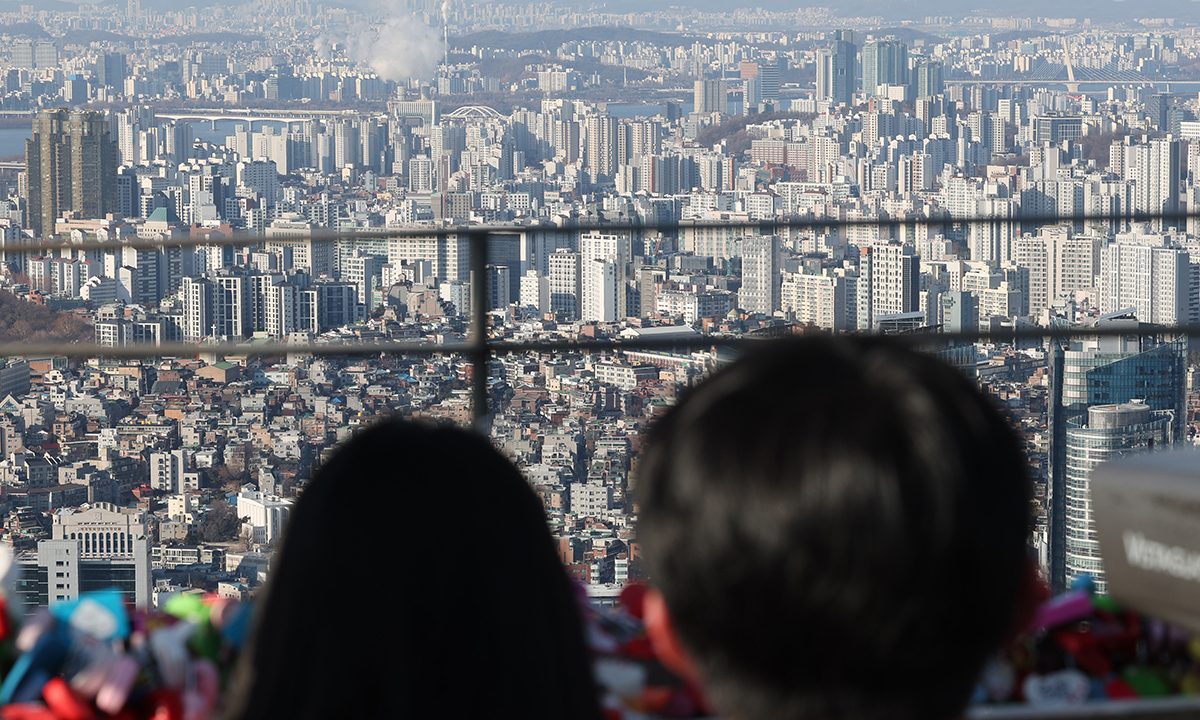 2025년 서울 아파트값 8.7% 폭등… 文정부 때보다 더 뛰었다