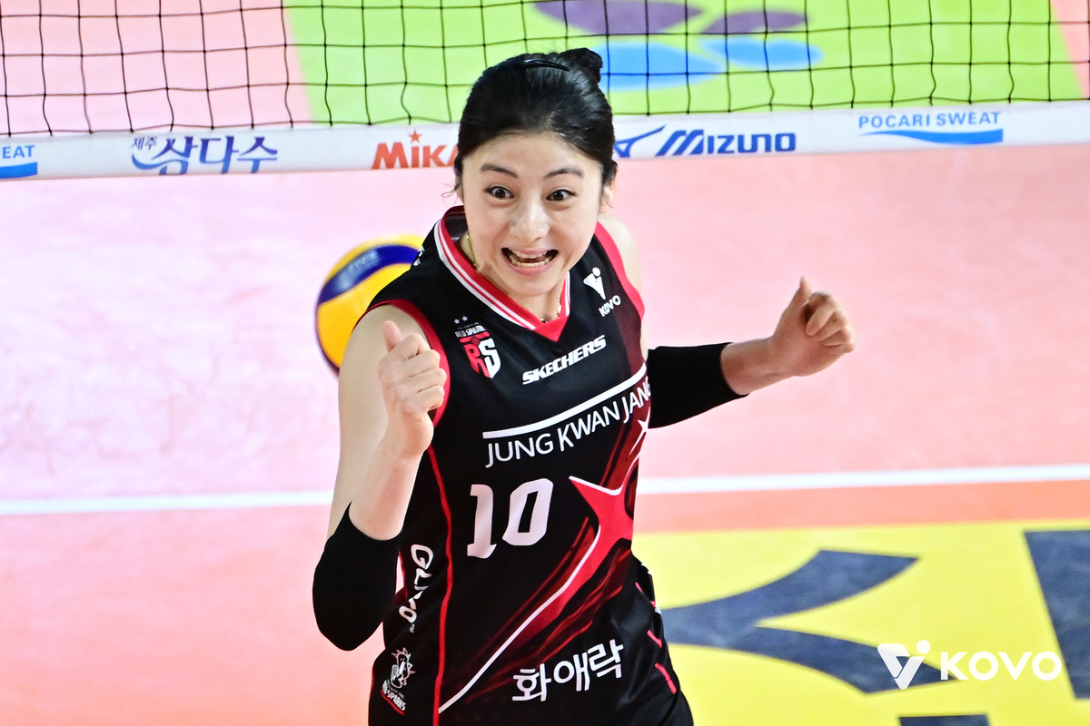 ‘배구여제‘ 김연경이 박혜민의 가면을 쓰고 뛰었나? ‘충무 쯔위’ 박혜민의 인생 경기...‘꼴찌’ 정관장, ‘선두’ 도로공사를 셧아웃으로 무너뜨리다 [남정훈의 오버 더 네트]