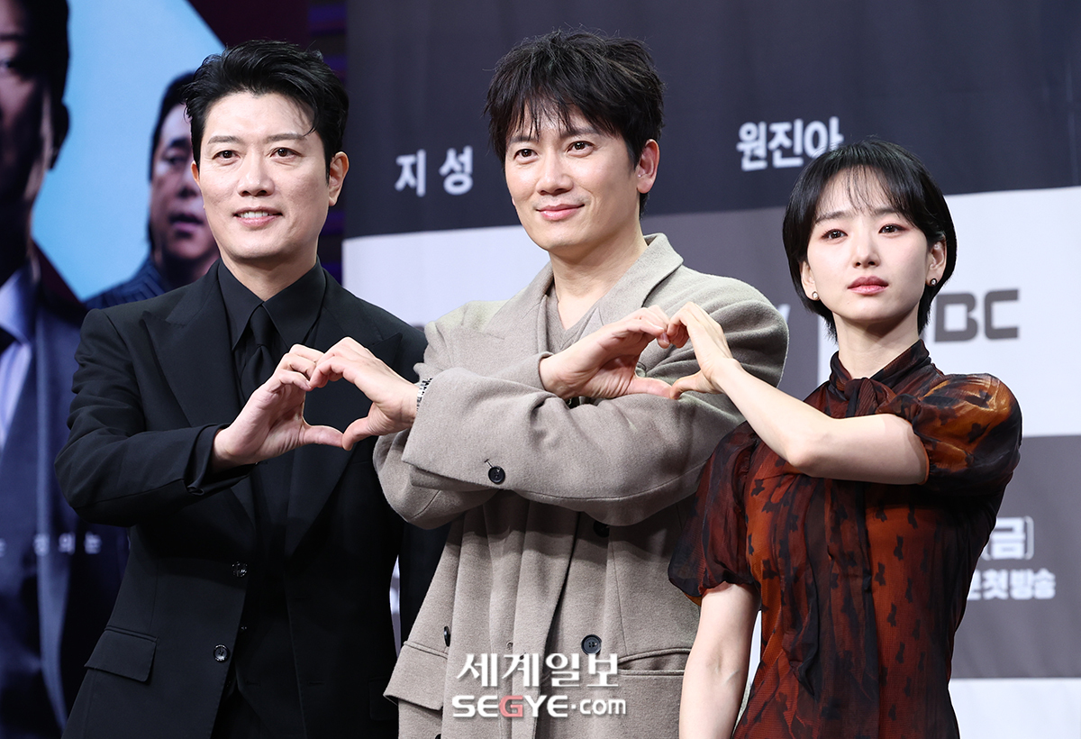 [포토] 박희순-지성-원진아 '판사 이한영'