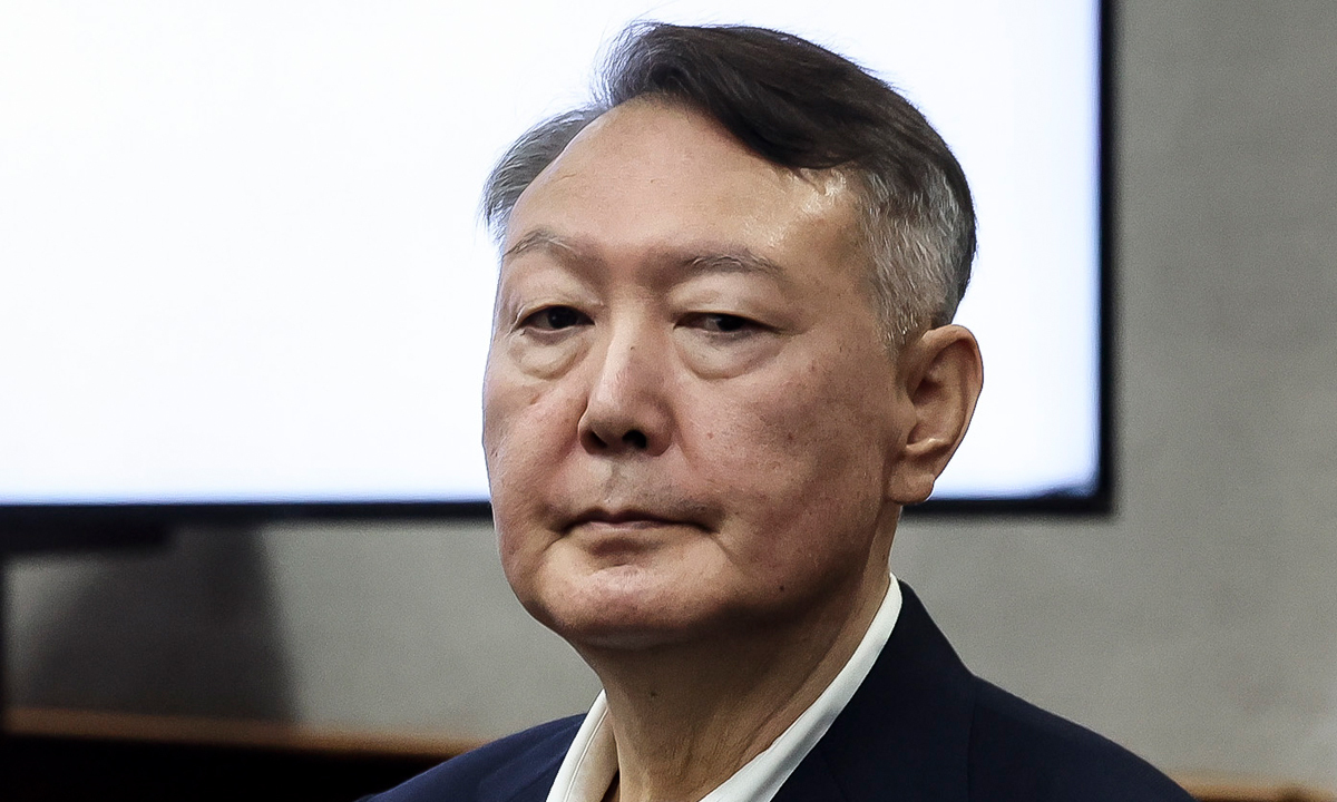 법원, 윤석열 추가 구속영장 발부… 6개월 구속연장