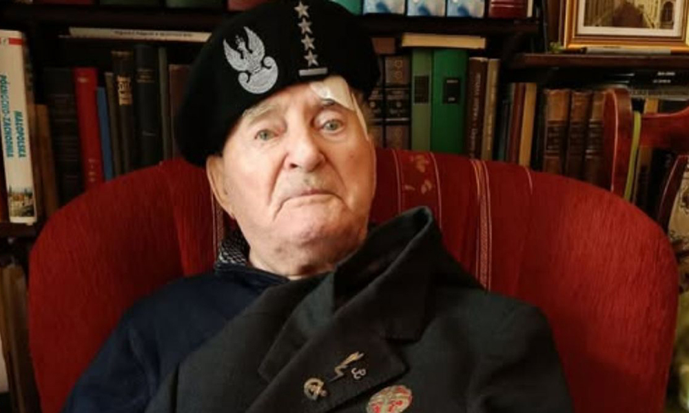 18세에 소총 들고 나치 독일군과 싸운 폴란드 노병 별세