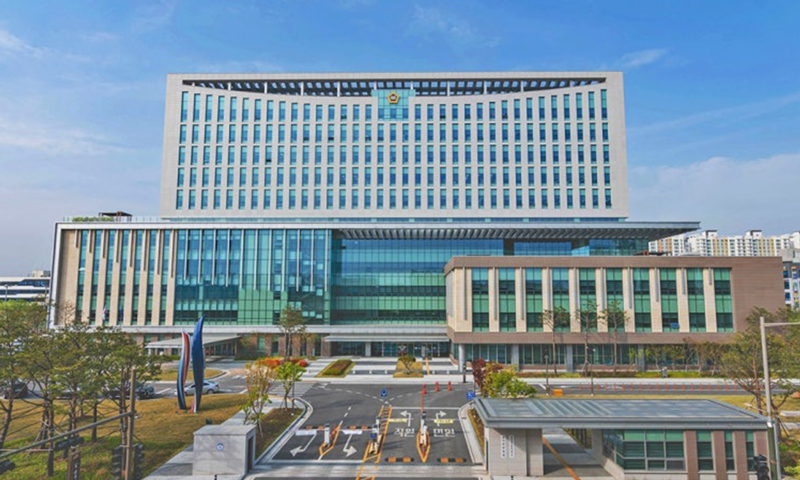 술 취해 행인 시비·경찰 폭행…50대, 항소심서도 집행유예