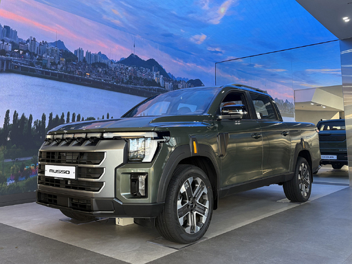 픽업 트럭, 가솔린·전동화 날개 달고 ‘쌩쌩’