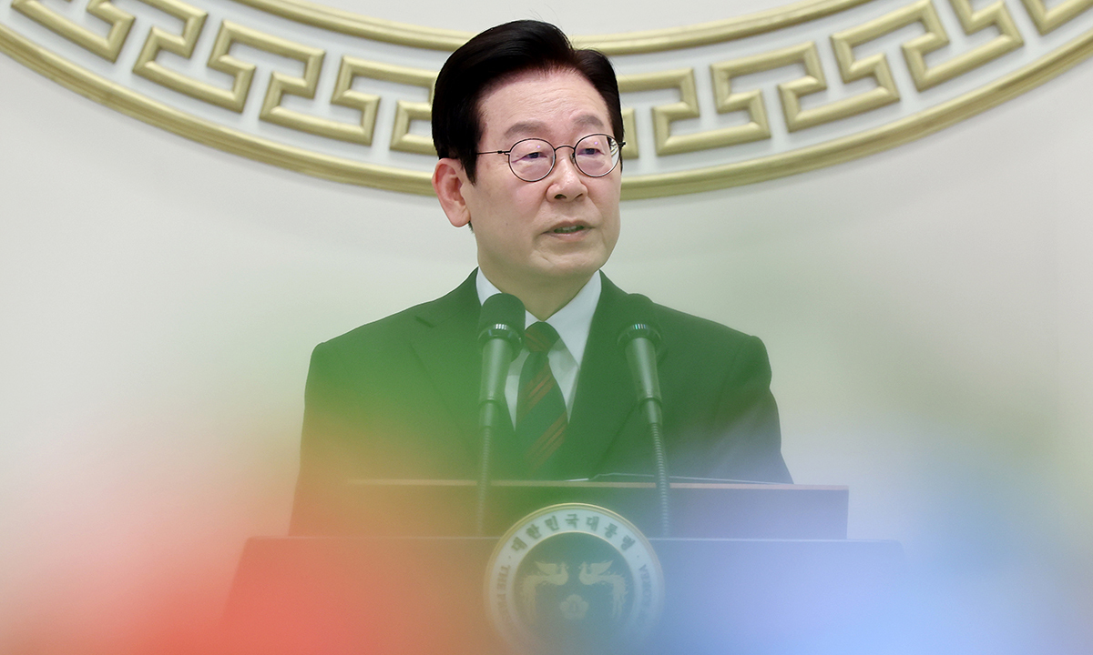 李대통령 “‘하나의 중국’ 존중… 회담 정례화 돼야” [李대통령 방중]