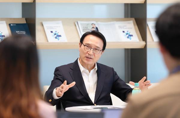 “하늘의 뜻 따라야”…‘학생’을 ‘하늘’에 비유한 경기교육감 [오상도의 경기유랑]