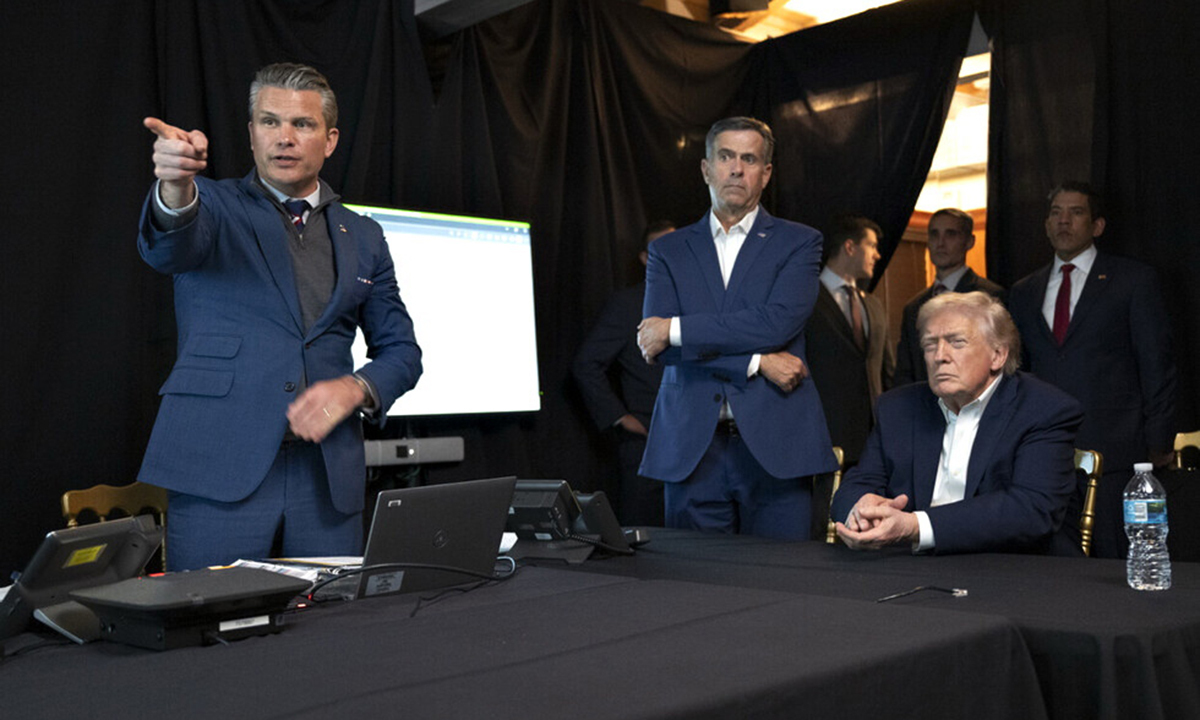 트럼프, 베네수엘라 침공 왜?…군사행동으로 보여준 ‘돈로주의’ [트럼프, 마두로 축출]