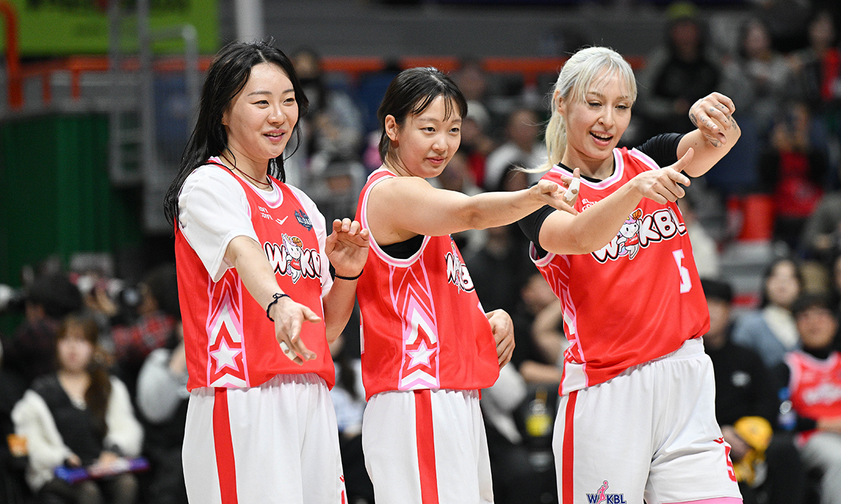 화려한 춤·3점슛 펑펑… 팬들 웃게한 ‘별들의 잔치’