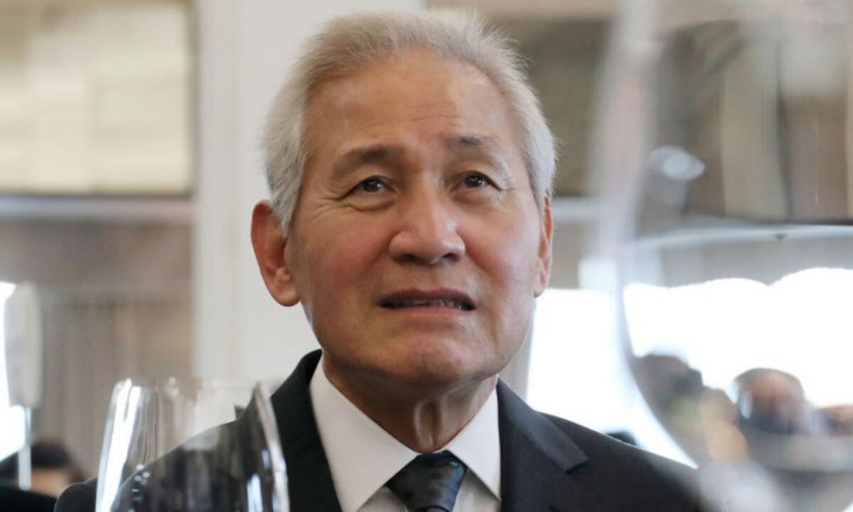 [속보] 안성기 별세…음식물 목에 걸려 이송된지 6일만