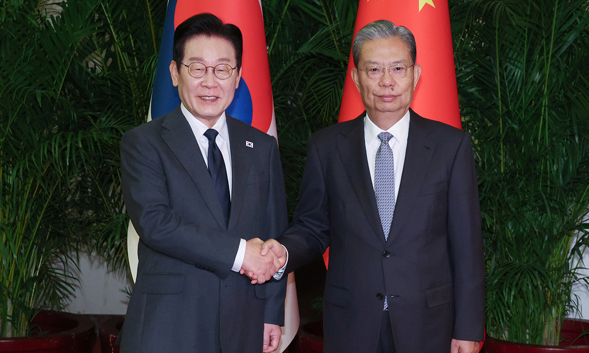 中 ‘올바른 편’ 강조에 실용외교 험로… 李, 中·日 줄타기 예고 [李대통령 방중]