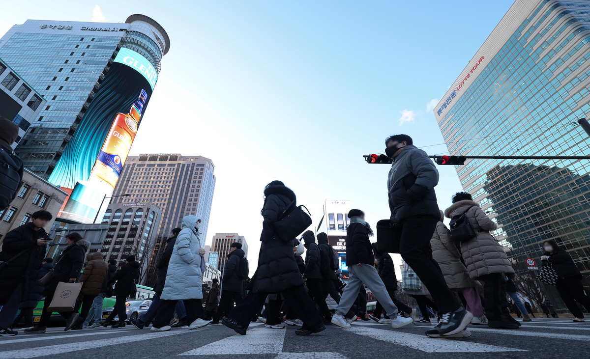 오후부터 다시 추워져…강원내륙·산지, 제주 ‘눈·비’ 소식 [오늘날씨]