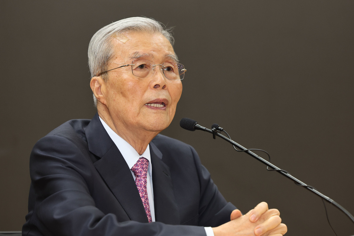 “지도부도 유지될 수 없을 것” 김종인, 국힘 지선 패배 예고…정면 비판
