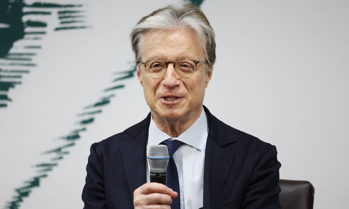 국립심포니 새 음악감독 로베르토 아바도 “서로의 소리를 듣는 것이 중요하다”