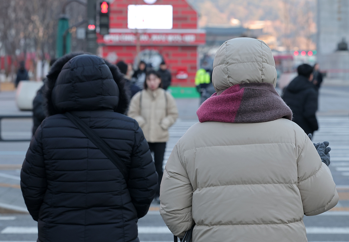 "내일 아침 출근길 냉동고 변한다"… 서울 체감 -13도 '영하권 몸살'