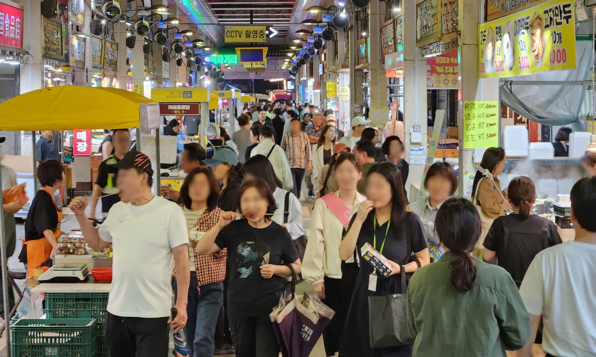‘1만원 푸짐 안주’ 청주 육거리야시장 ‘좋아요’