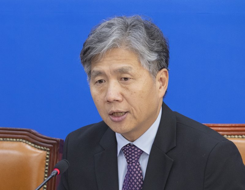 류현철 산안본부장 “야간노동 연구, 중요한 시금석…폄훼 안 돼”