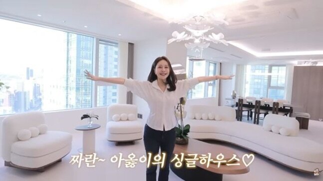 '이혼' 아옳이, 66억 한강뷰 ‘싱글하우스’ 최초 공개