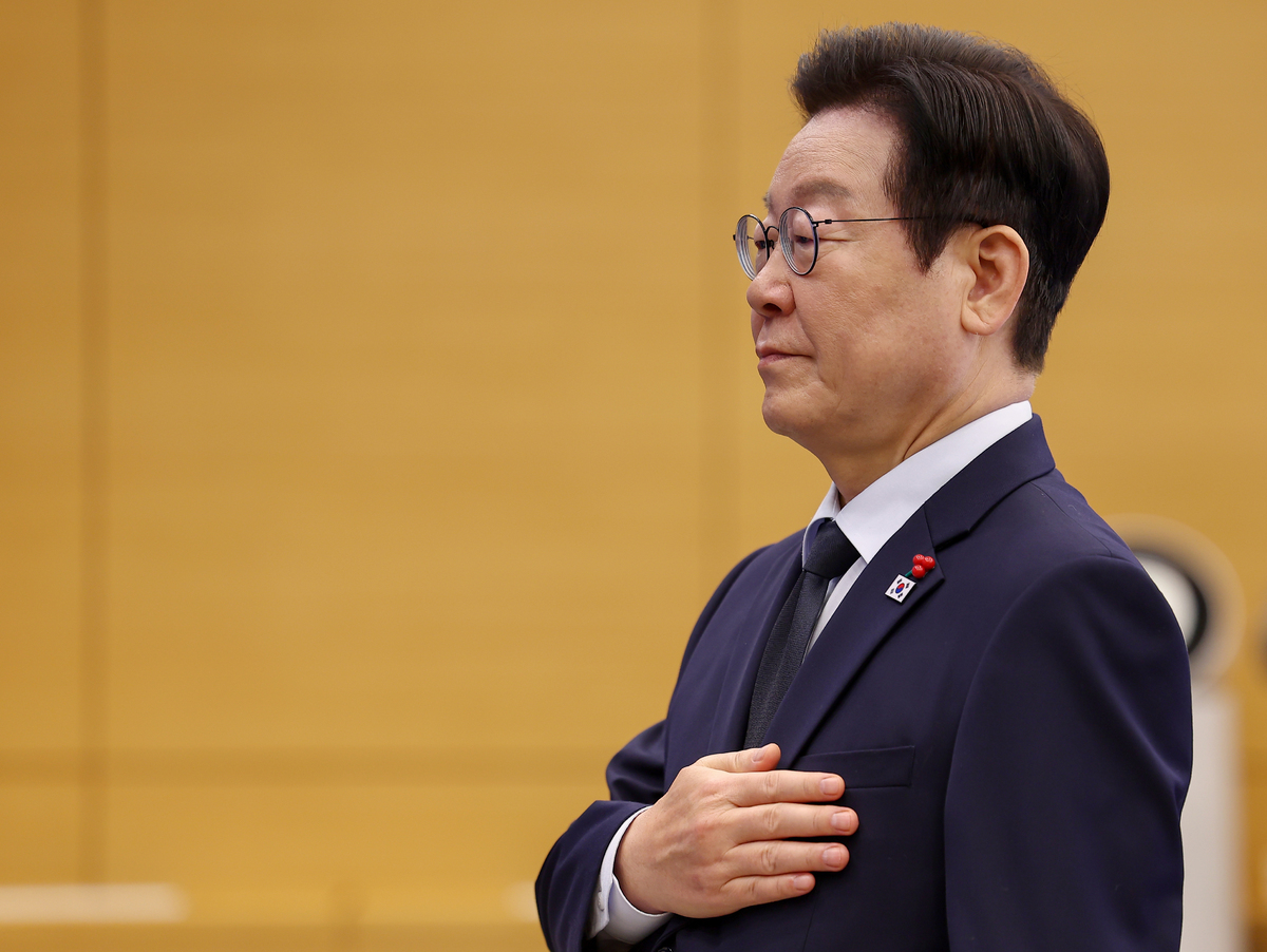 李, ‘2026년 경제성장전략 보고회’ 주재…잠재성장률 반등·균형성장 머리 맞대