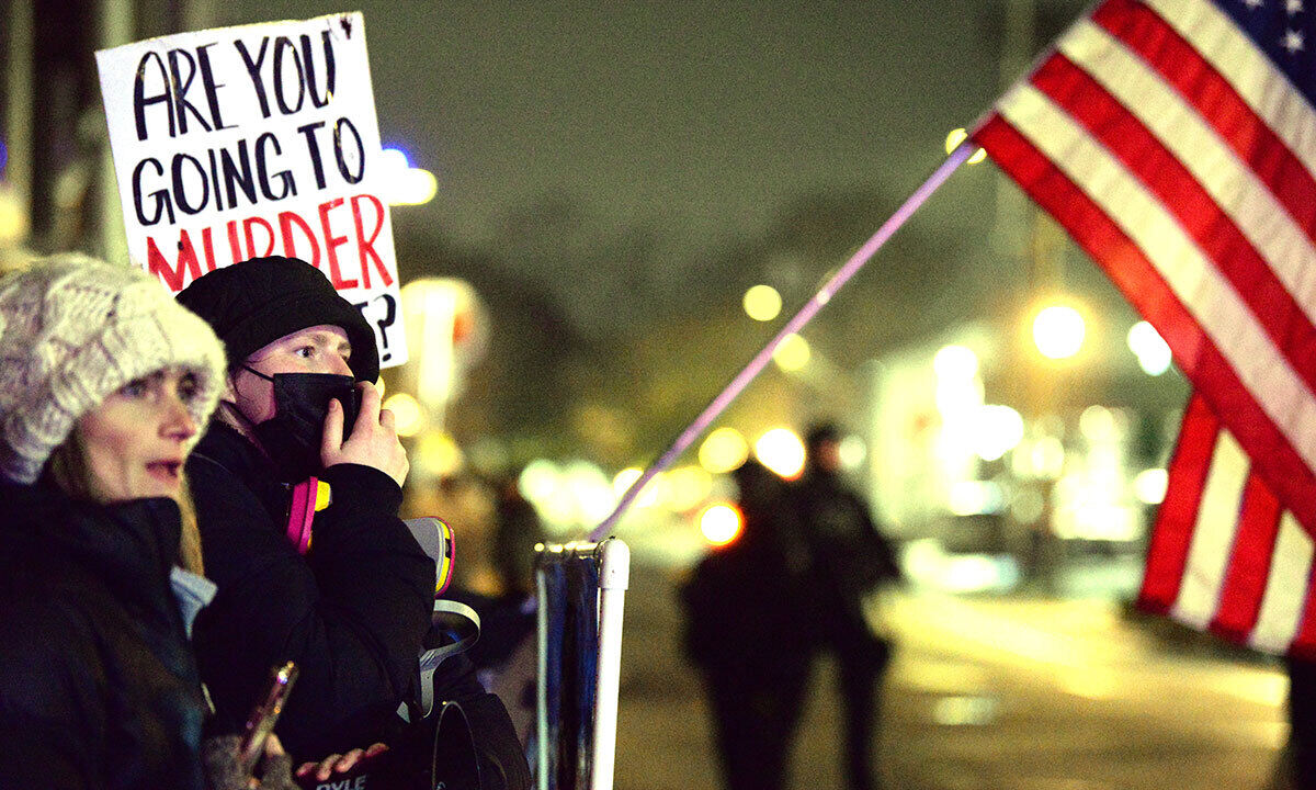 “ICE 집으로 돌아가라”…총격 사망에 미국 전역서 시위 확산