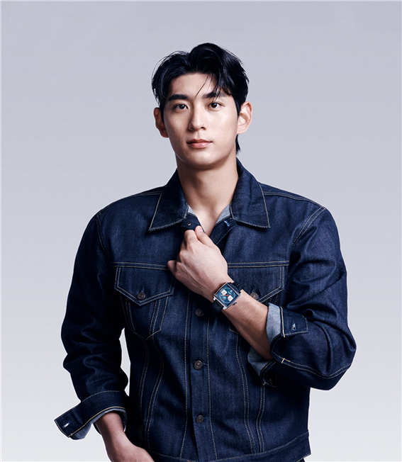 ‘승리는 만드는 것’ 메이저리거 이정후, 태그호이어 눈에 들다