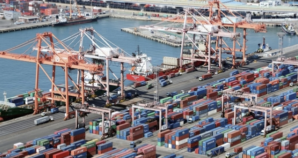 [속보] 작년 1인당 GDP 3만 6000달러 턱걸이 전망…고환율에 3년만의 감소