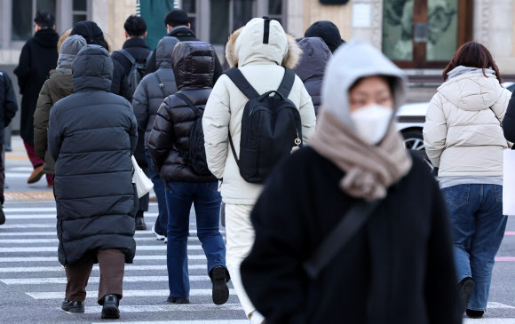 최저 -10도, 수도권 오후부터 눈 또는 비 [오늘 날씨]