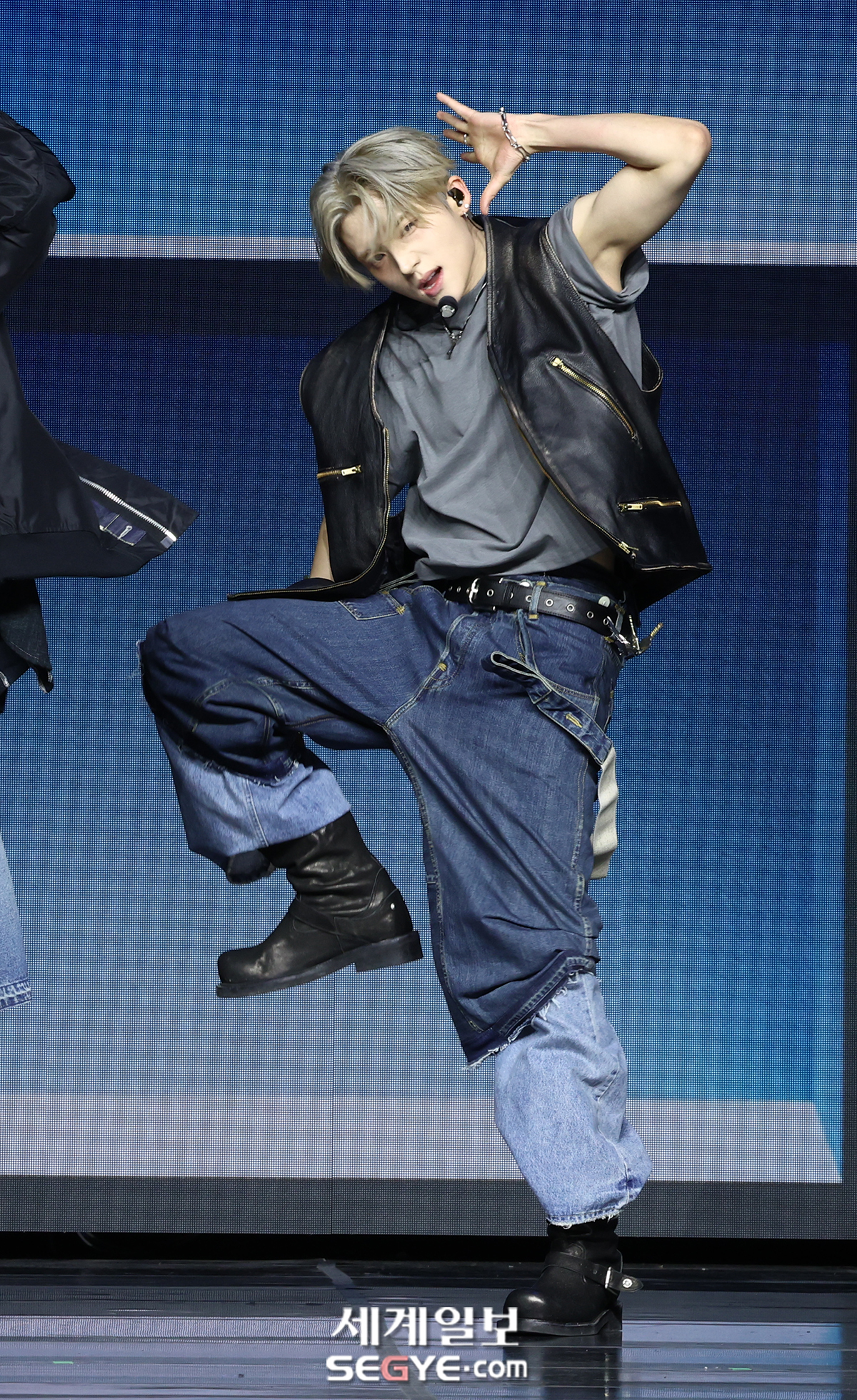 [포토] 알파드라이브원 상원 '강렬한 퍼포먼스'