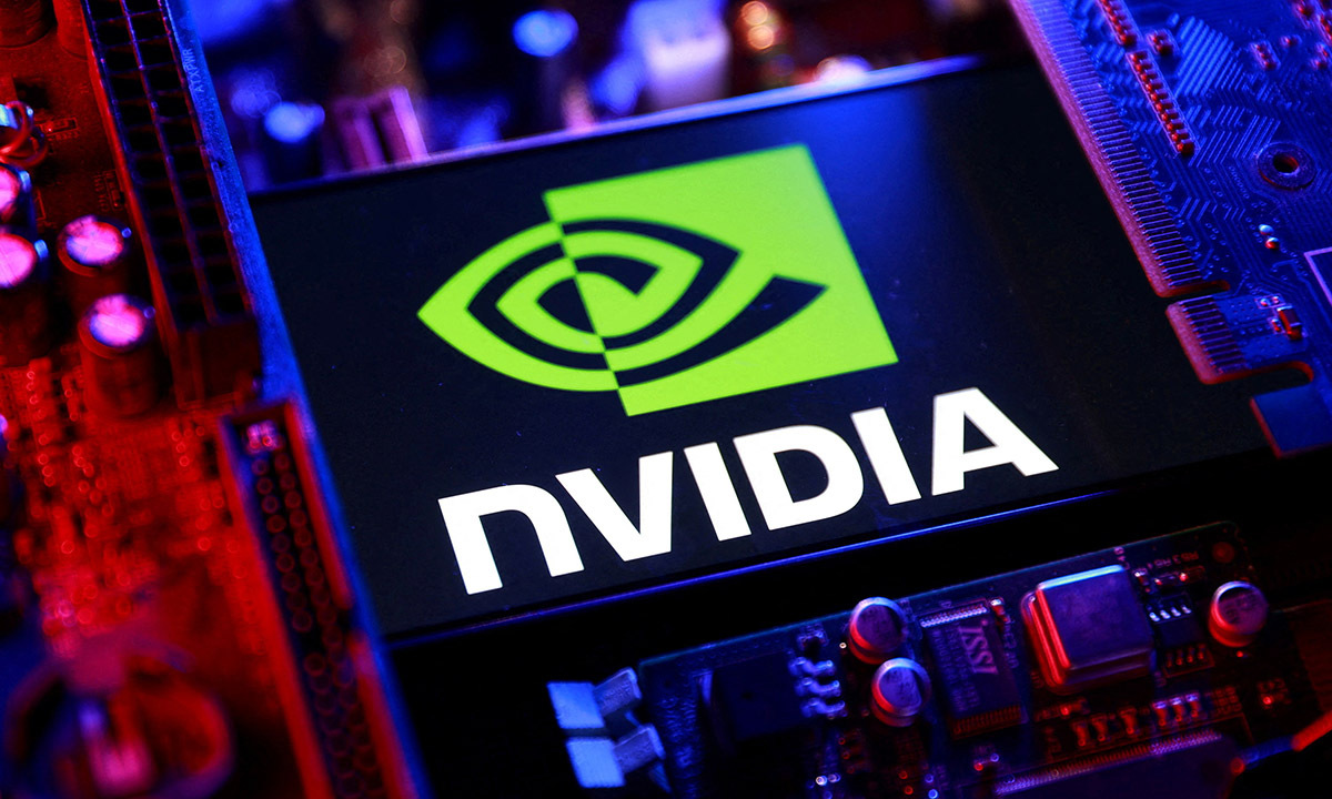 美, 엔비디아 ‘H200칩’ 빗장 푸니… 정작 中은 수입 통제