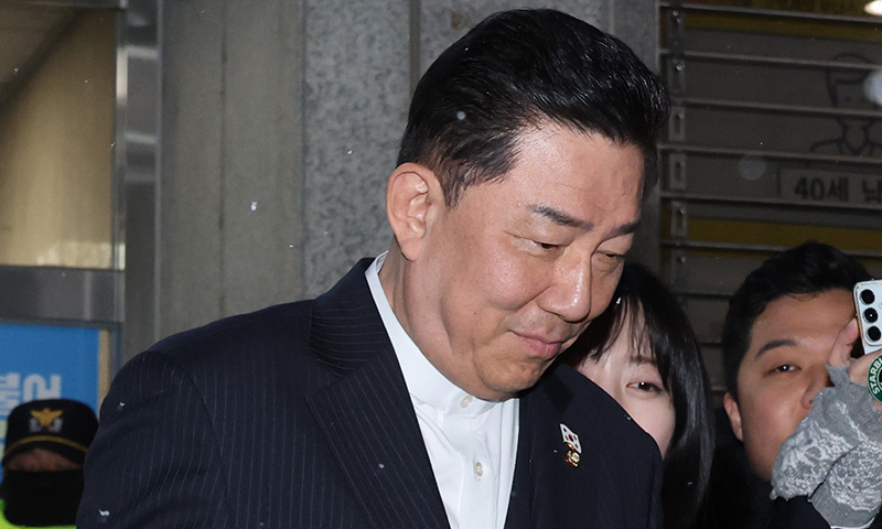 與 “김병기 재심 이달 말 결정… 비상징계는 고려 안 해”