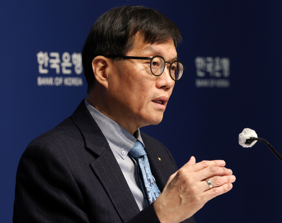 “내가 돈 풀어서 환율 올랐다고?”… 이창용 총재의 ‘작심 발언’