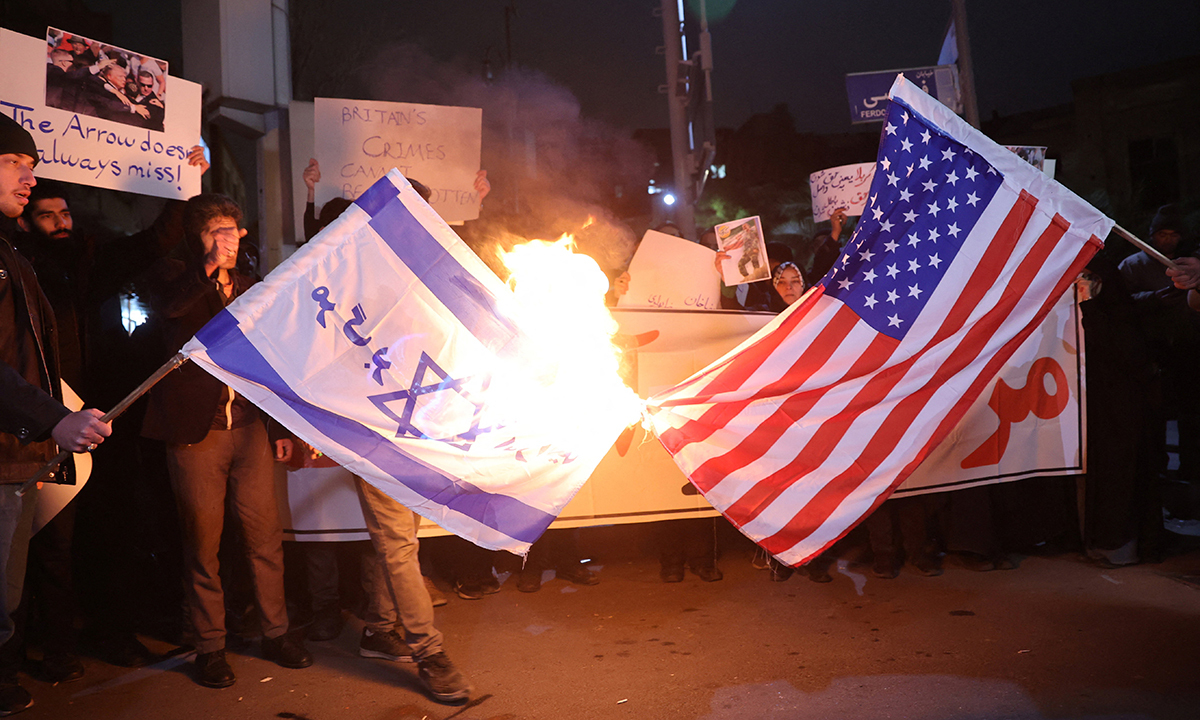 “이란 공격하지 마!"… 걸프 3개국, 트럼프에 군사개입 자제 요청