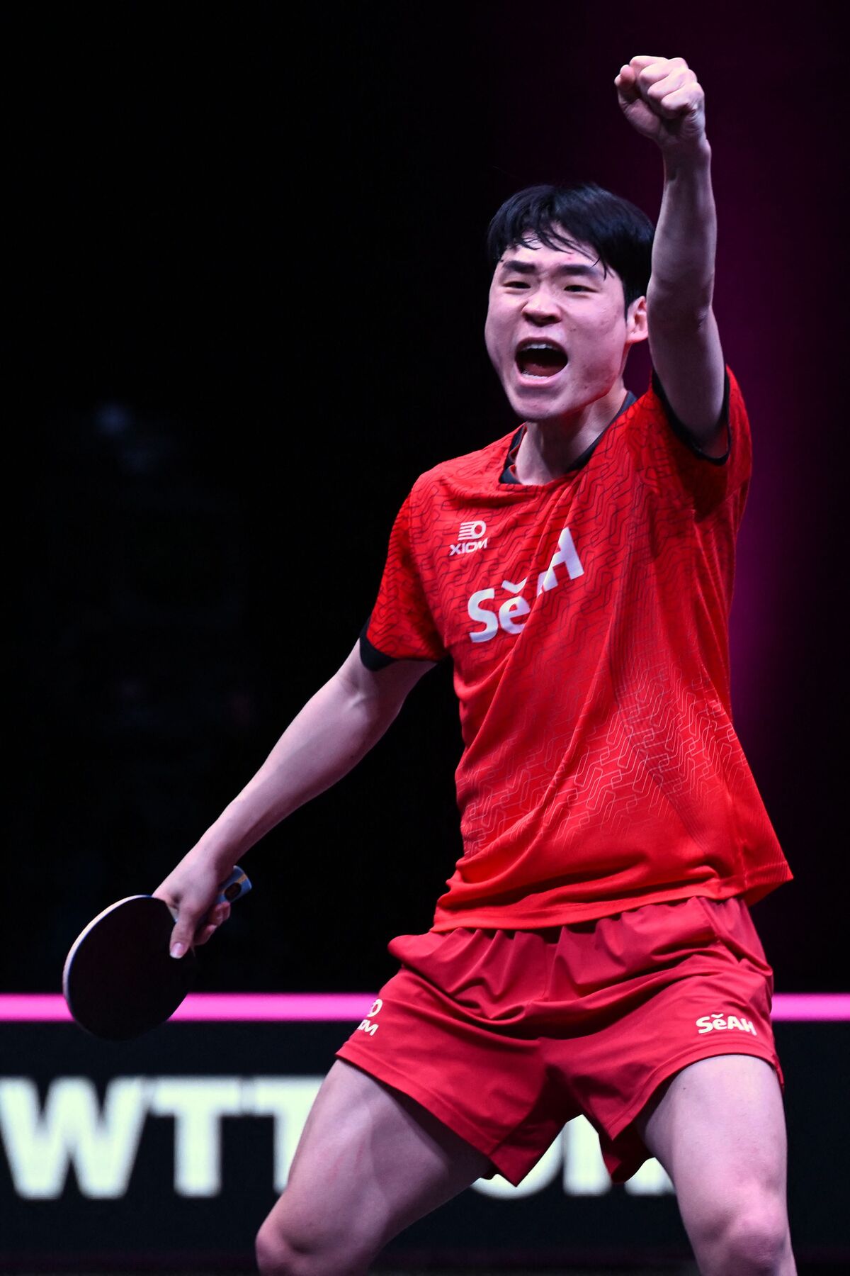 중국 킬러 떠오른 탁구 장우진… WTT 대회 복식서 세계 2위 린스둥 또 잡았다