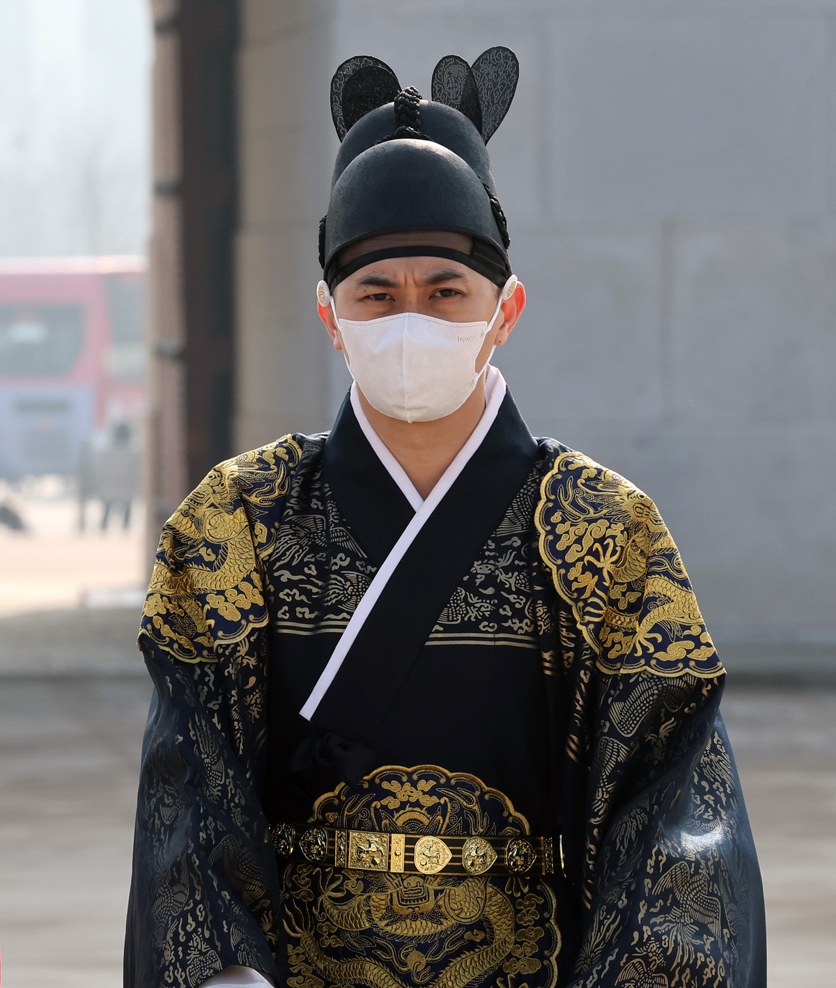 '하늘 하루종일 답답'…서울 올해 첫 초미세먼지주의보 발령 [한강로 사진관]