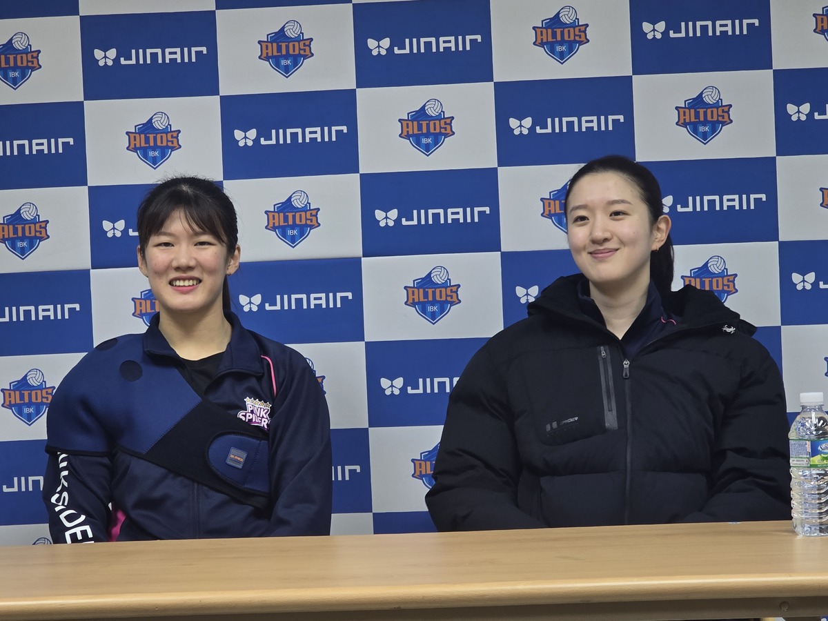 “세터-미들 블로커의 역량에 따라 A패스의 범위가 결정된다”…흥국생명 이다현, 김다은이 말하는 ‘요시하라 매직’의 디테일 [남정훈의 오버 더 네트]