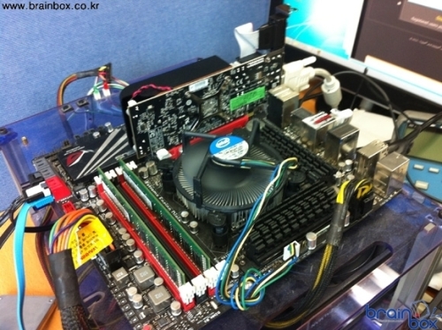 인텔 보급형 SSD 330시리즈 120GB - Intel, SSDSC2CT120A3, 디지탈헨지 | 세계일보