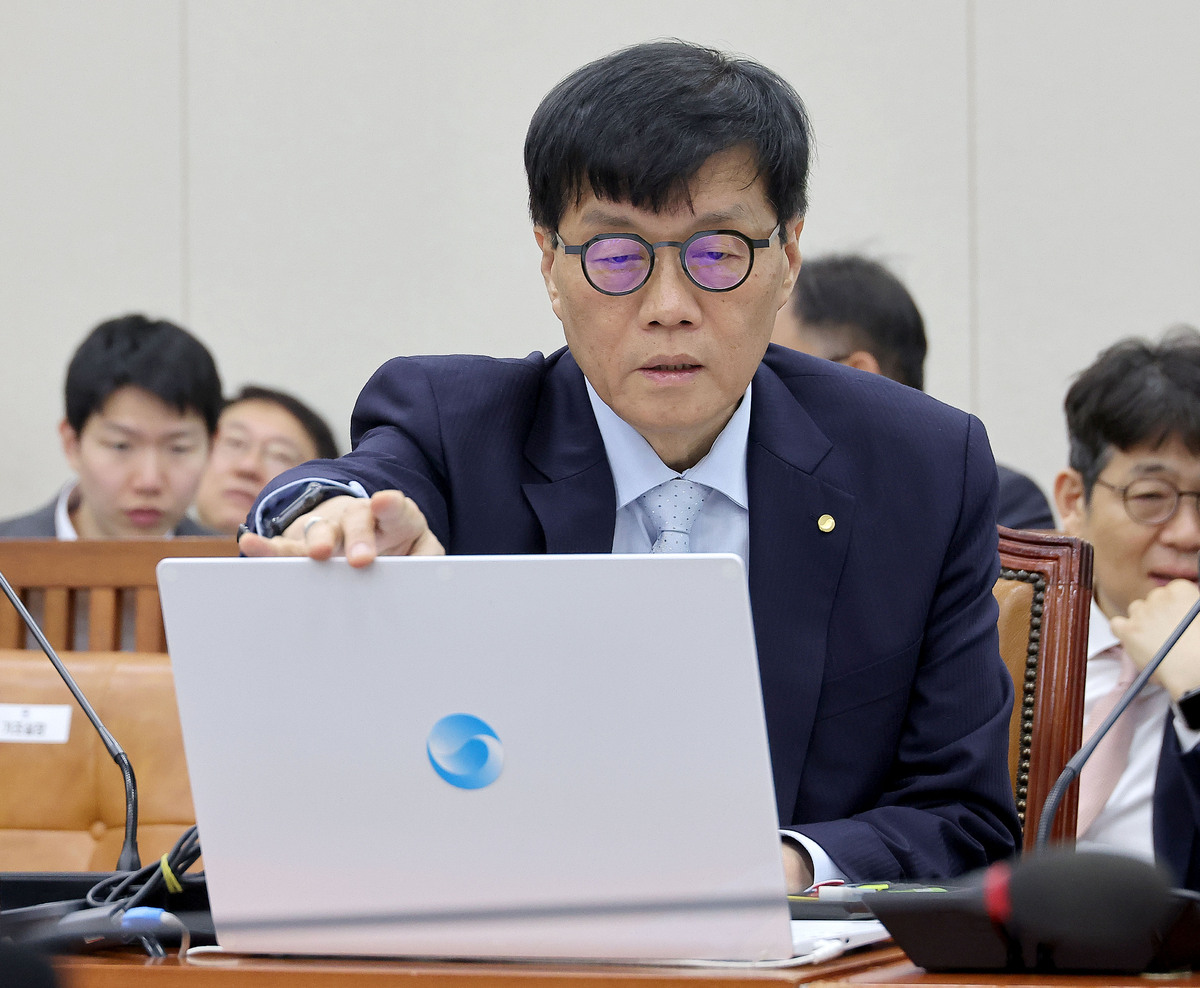 이창용 한은 총재 “제로금리 근접 시 양적완화 도입 고민”