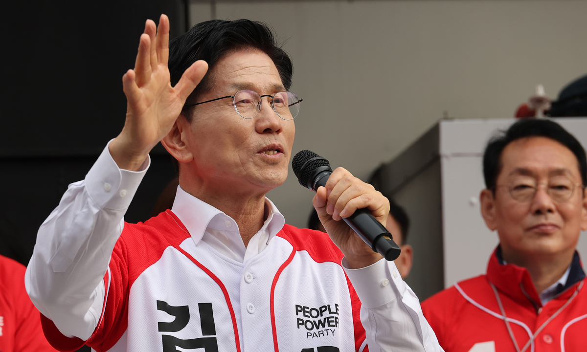 '계엄사과' 김문수, 12·12 주동자 캠프영입 논란