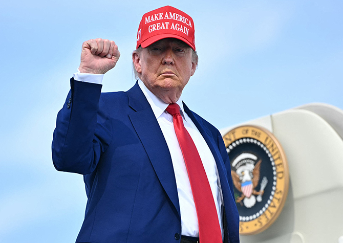 美, 이란 핵시설 폭격…트럼프 “매우 성공적 공격 완료”