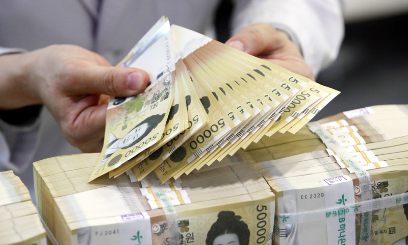 4대 금융지주, 상반기 막판 질주! 10조 원 역대 최대 실적 전망… 이유는?