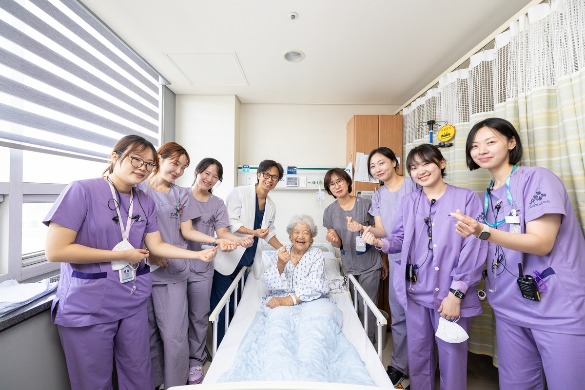 80대 심장 수술, 정말 괜찮을까요? 85세 할머니도 성공! 동시 수술 사례와 필수 건강 정보