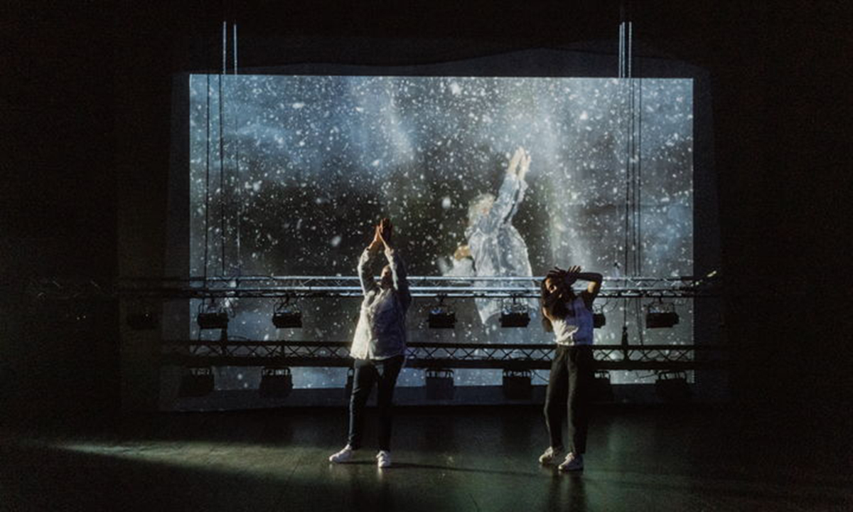 연극 ‘라스트호프’ 1% 시력의 세상 담다