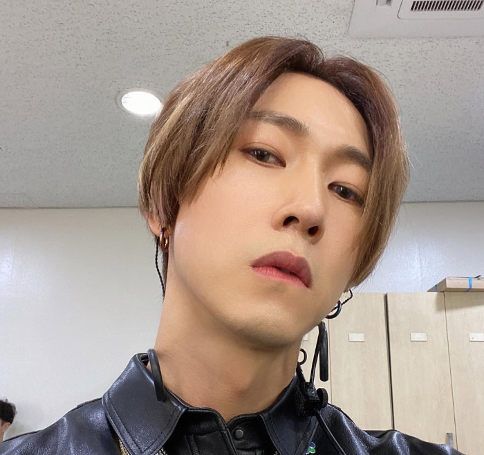 "주먹으로 맞아" 장우혁 폭행·폭언 주장 前직원...명예훼손 무죄 - 뉴스 썸네일 이미지